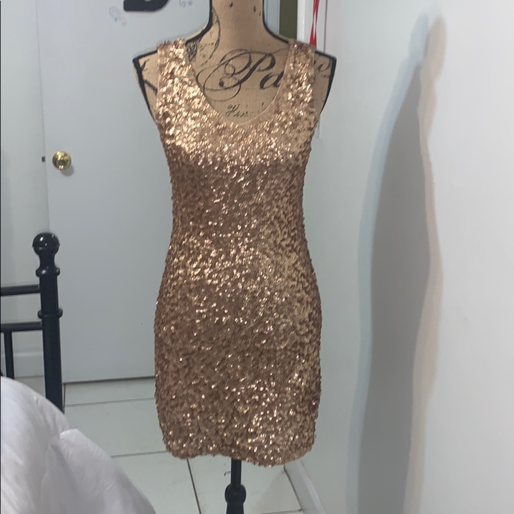 Sequin dress gold